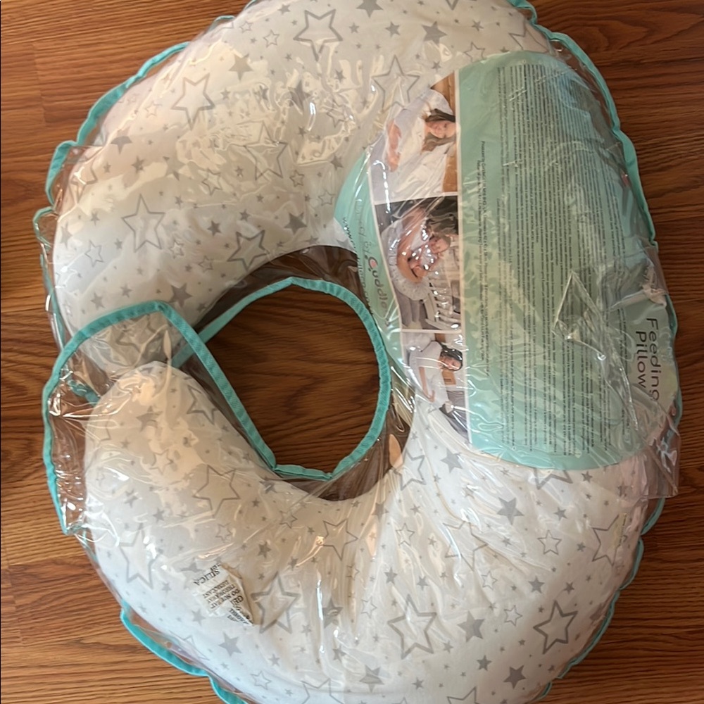 Starry Nursing Pillow with Teal Trim